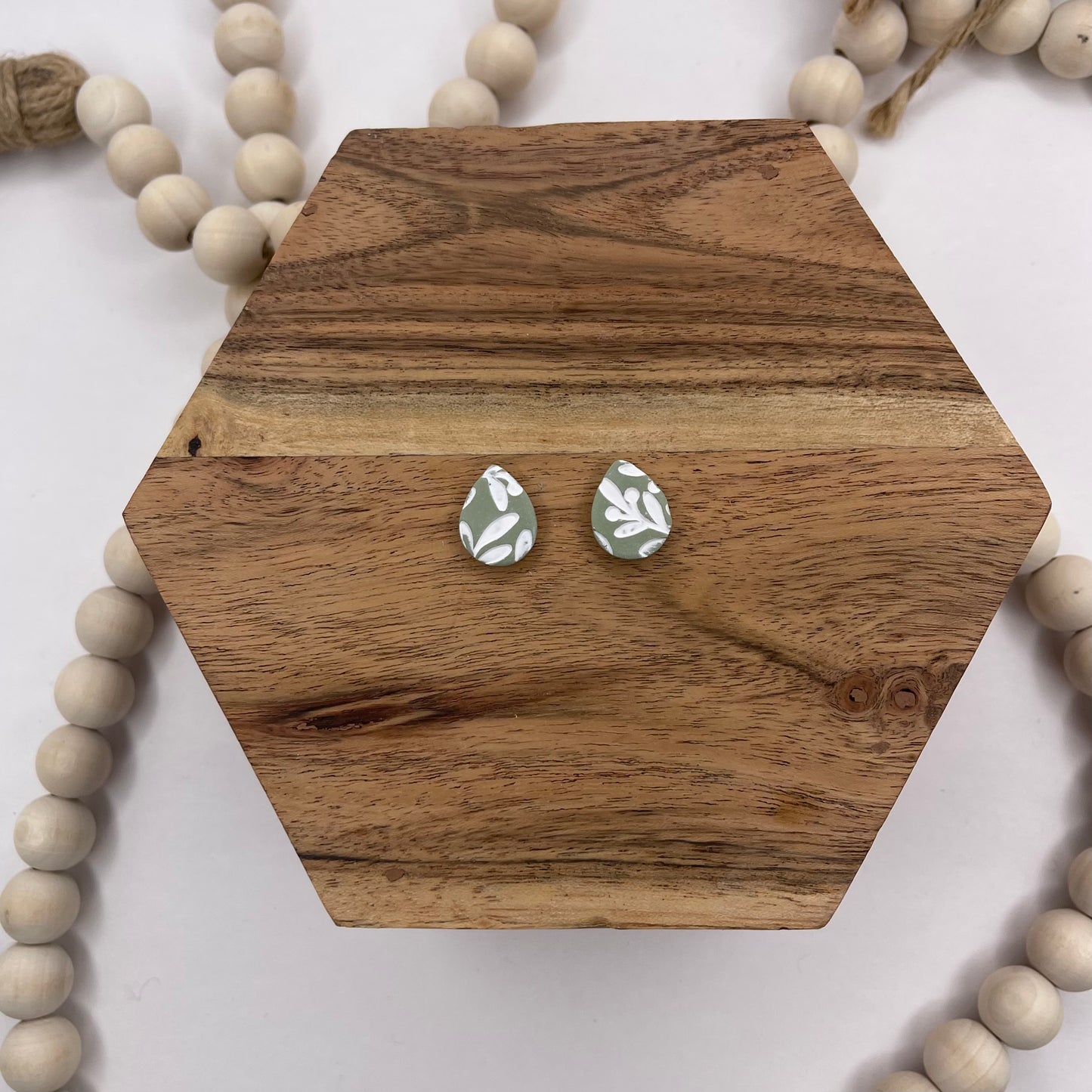 Drop Studs